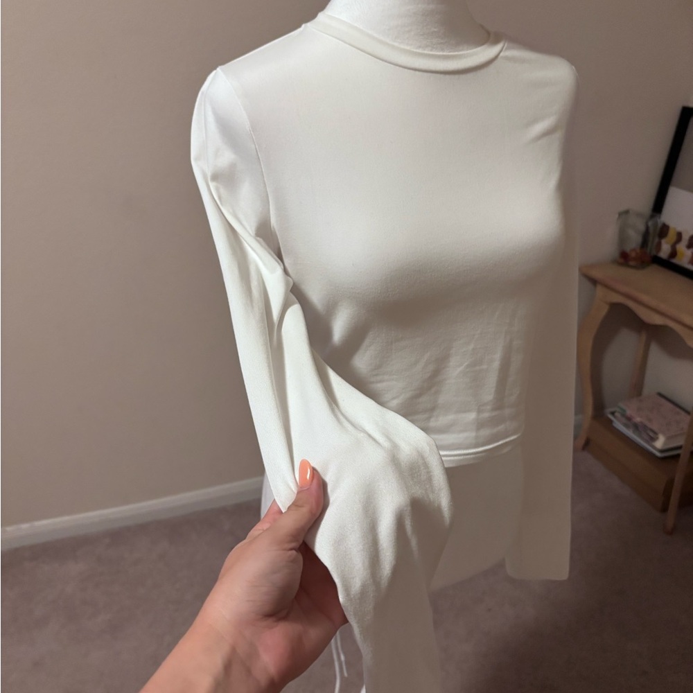 SHEIN Cream Fitted Long Sleeve Bodysuit